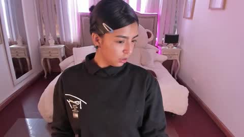 Nia Malkova online show from 02/08/26, 02:20