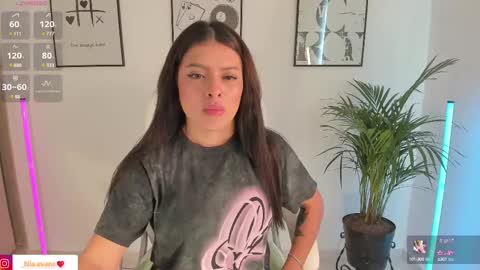 Nia online show from 03/12/25, 09:03