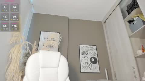 Nia online show from 01/10/26, 01:13