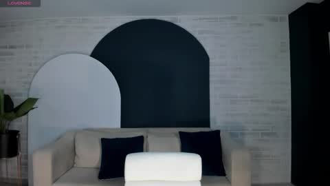 SQUIRTER DOLL    online show from 10/05/25, 05:22