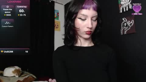 Snapshot of niakat_ chatting on 01/11/25, 07:28  niakat  online show from 01/11/25, 07:28