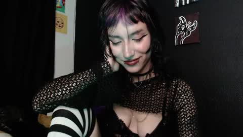 Snapshot of niakat_ chatting on 01/12/25, 07:53  niakat  online show from 01/12/25, 07:53