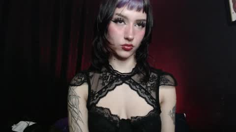 Snapshot of niakat_ chatting on 02/05/25, 05:30  niakat  online show from 02/05/25, 05:30