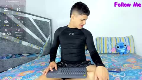 Snapshot of niall_falcon chatting on 02/12/25, 11:51 Niall  online show from 02/12/25, 11:51