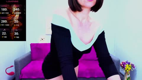 Snapshot of niasmithh chatting on 12/13/24, 04:16 niasmithh online show from 12/13/24, 04:16