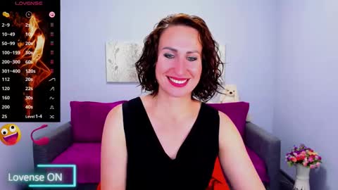 Snapshot of niasmithh chatting on 09/27/25, 05:34 niasmithh online show from 09/27/25, 05:34