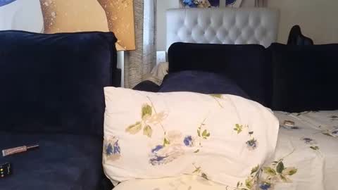 Snapshot of nicckah_ chatting on 06/11/26, 08:56 Lilly online show from 06/11/26, 08:56
