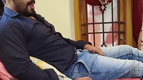 Robin online show from 11/17/25, 05:57