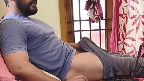 Robin online show from 02/10/26, 09:35