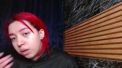 Snapshot of nicecherry_ chatting on 09/09/25, 03:28 Michell online show from 09/09/25, 03:28