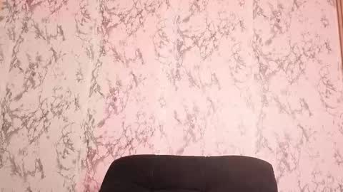 Snapshot of nicecherry_ chatting on 11/14/25, 03:22 Michell online show from 11/14/25, 03:22