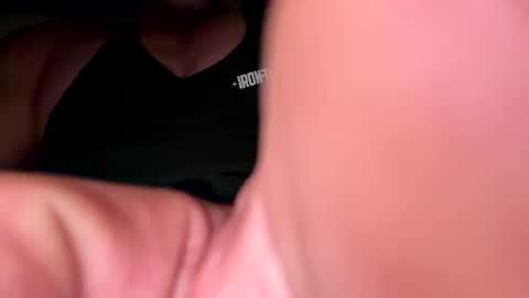 Snapshot of nicecockkj chatting on 10/10/25, 01:32 nicecockkj online show from 10/10/25, 01:32