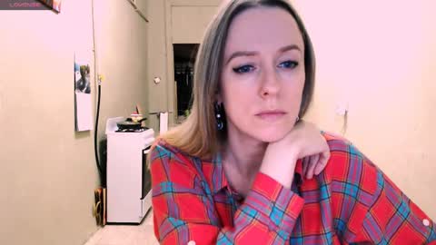 Kathrine online show from 05/31/26, 02:35