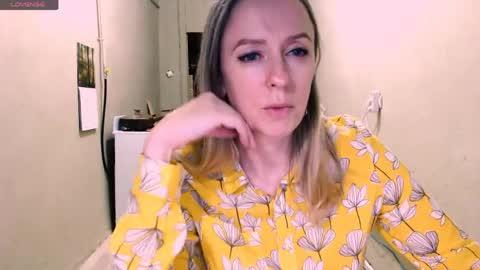 Kathrine online show from 06/08/26, 07:47