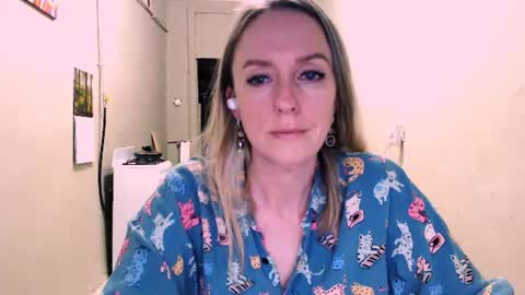 Kathrine online show from 06/21/26, 07:16