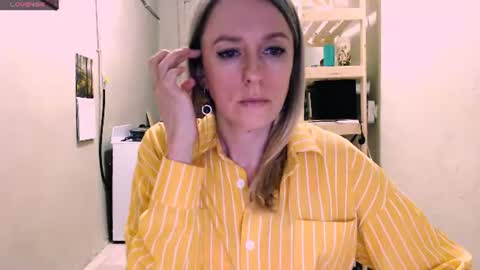 Kathrine online show from 06/26/26, 09:08