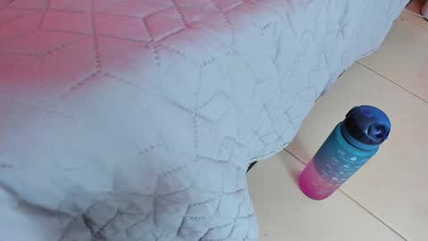 Nicolle  online show from 01/21/25, 02:59