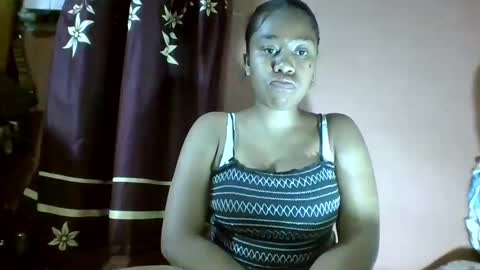 Snapshot of nicelly01 chatting on 04/11/26, 06:01 nicelly01 online show from 04/11/26, 06:01