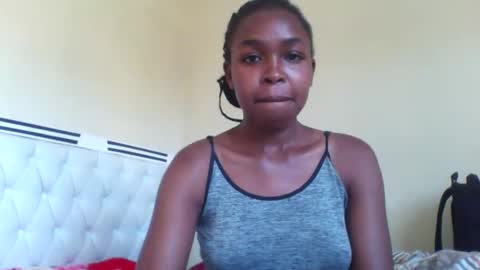 nicemillow online show from 12/15/24, 02:16