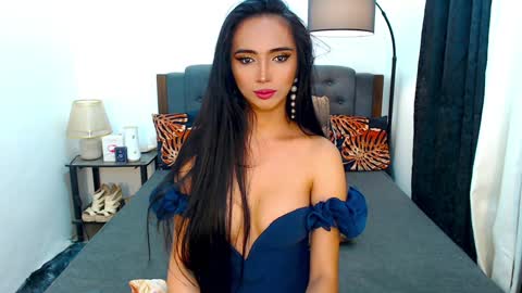 Olivia online show from 12/08/24, 06:01