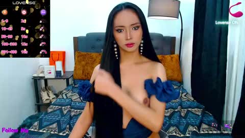 Olivia online show from 12/29/24, 01:13