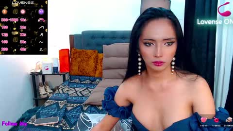 Olivia online show from 12/29/24, 07:17