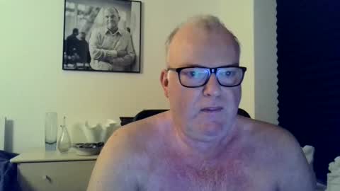 Snapshot of nicexxdane chatting on 01/18/25, 04:59 nicexxdane online show from 01/18/25, 04:59