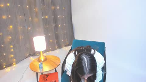 Nicole online show from 12/20/25, 11:50