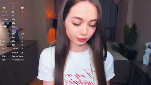 Nicole online show from 02/08/26, 07:39