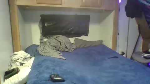 nicholasjesse51 online show from 11/24/25, 02:44