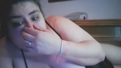 Nicholle online show from 01/16/25, 01:16