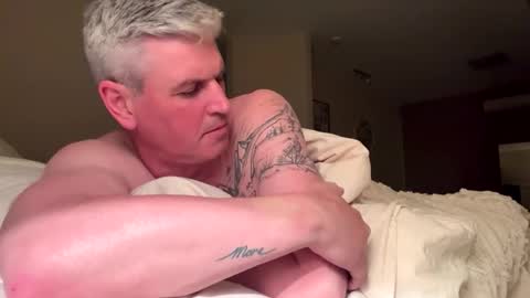 nick578320 online show from 10/07/25, 02:03