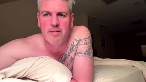 nick578320 online show from 10/17/25, 01:35