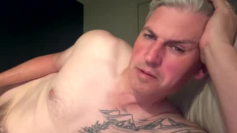 nick578320 online show from 04/29/26, 05:52