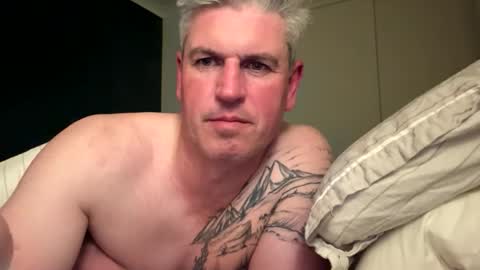 nick578320 online show from 05/26/26, 03:08
