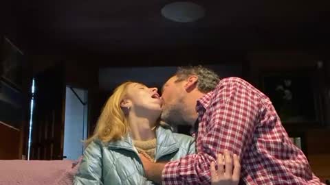 Nick f and Bennie m online show from 10/01/25, 07:20