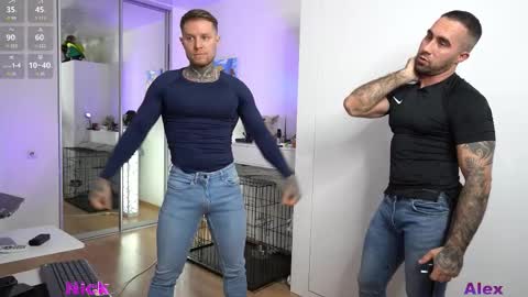 nick_howlenxx online show from 10/29/25, 04:31