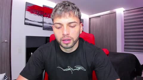 Snapshot of nick_klaus chatting on 12/06/24, 11:25 Nick Klaus online show from 12/06/24, 11:25