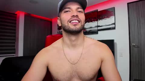 Snapshot of nick_klaus chatting on 03/05/25, 11:38 Nick Klaus online show from 03/05/25, 11:38