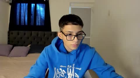 nick_master2 online show from 02/12/26, 02:56