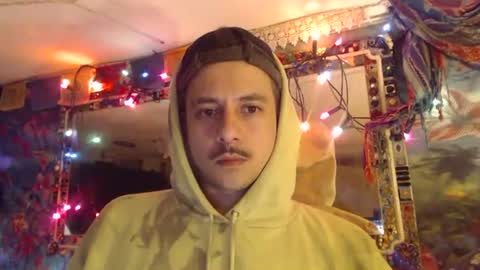 nickandmaryane online show from 05/17/26, 02:09