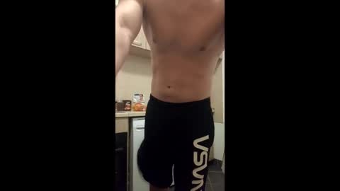 Snapshot of nickcarlosxx chatting on 02/01/26, 06:28 Nick online show from 02/01/26, 06:28