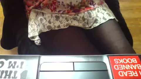 nickibabe1980 online show from 11/12/25, 06:08