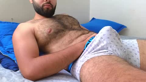 Nicolas              online show from 01/11/25, 06:23