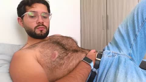 Nicolas              online show from 01/25/25, 09:25