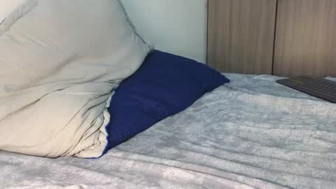 Nicolas              online show from 02/06/25, 10:53