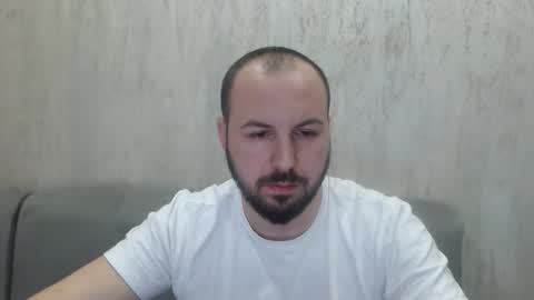 Julian online show from 03/06/26, 10:28