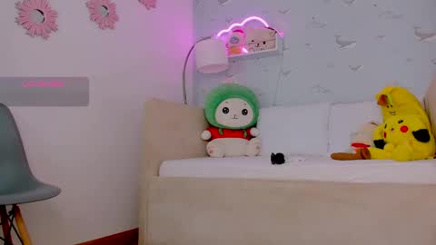 Nicolas online show from 01/17/25, 06:44