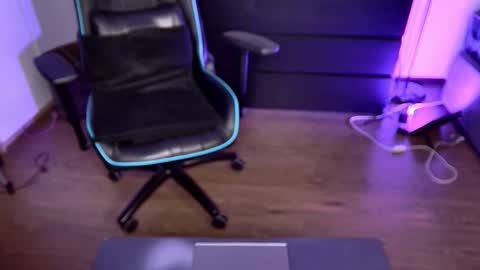 Nico online show from 10/07/25, 06:32