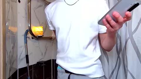 Nico online show from 02/15/26, 09:41